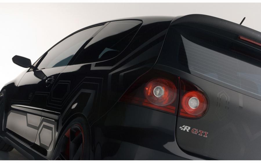  Volkswagen Golf R GTi Concept 2006 года  (фото 16 из 25)